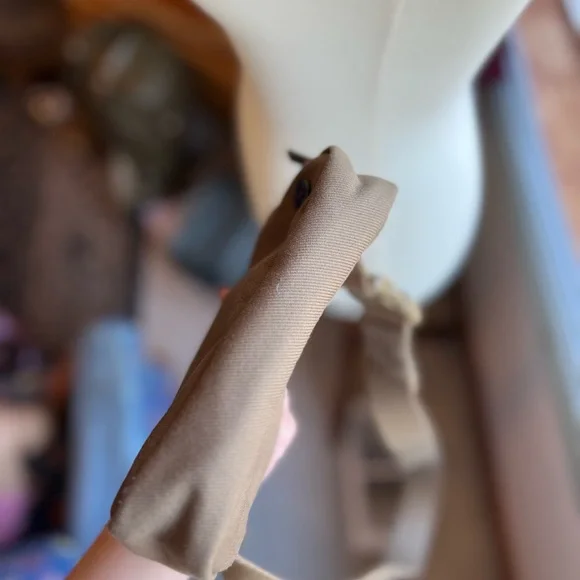 Lululemon Athletica Beige Crossbody Bag - Picture 6 of 7